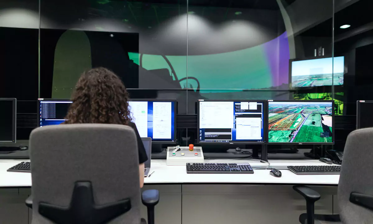 Image For How to effectively manage software projects with distributed teams